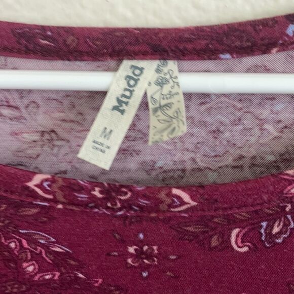 Magenta Cold Shoulder Top - Picture 4 of 7